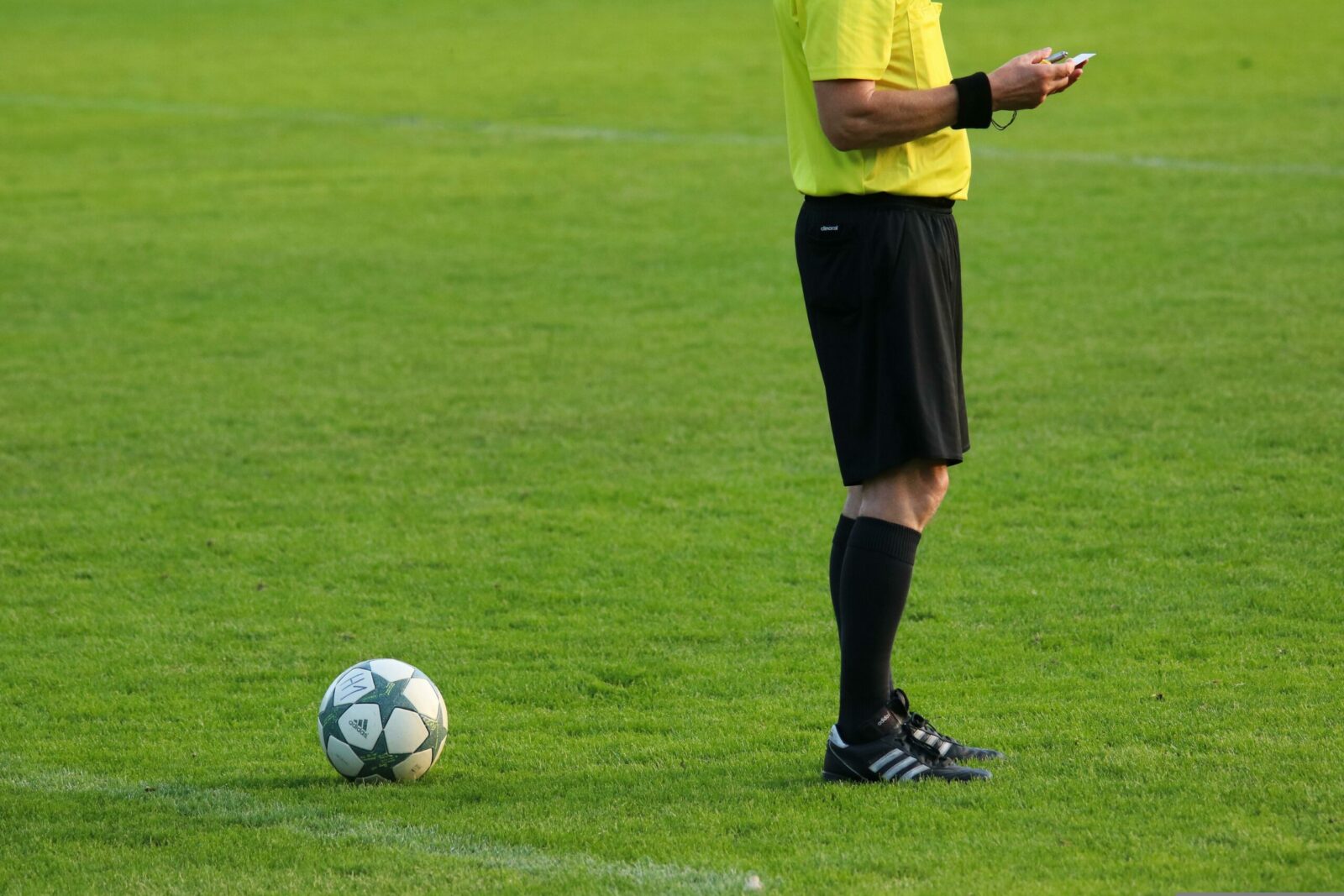 Discipline (L1, L2)  – Les joueurs de Strasbourg, Auxerre et Metz connaissent leur sanction