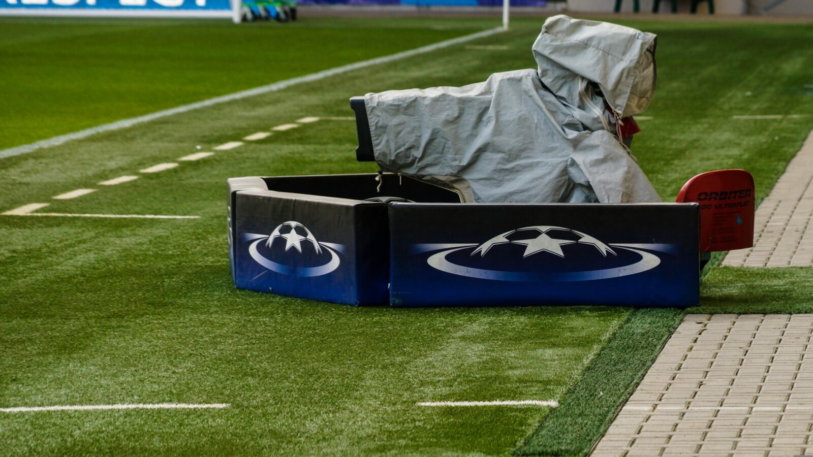 Ligue 1, Ligue 2, Ligue 3, PL, Ligue des Champions... comment suivre le foot à la TV cette saison